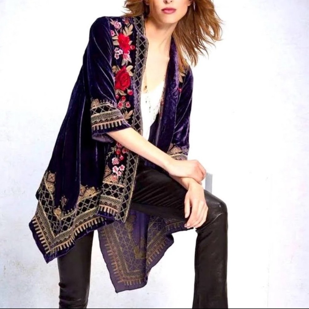 SOLD LIVE Johnny Was Deep Purple Floral Embroidered Velvet Kimono Jacket - XS